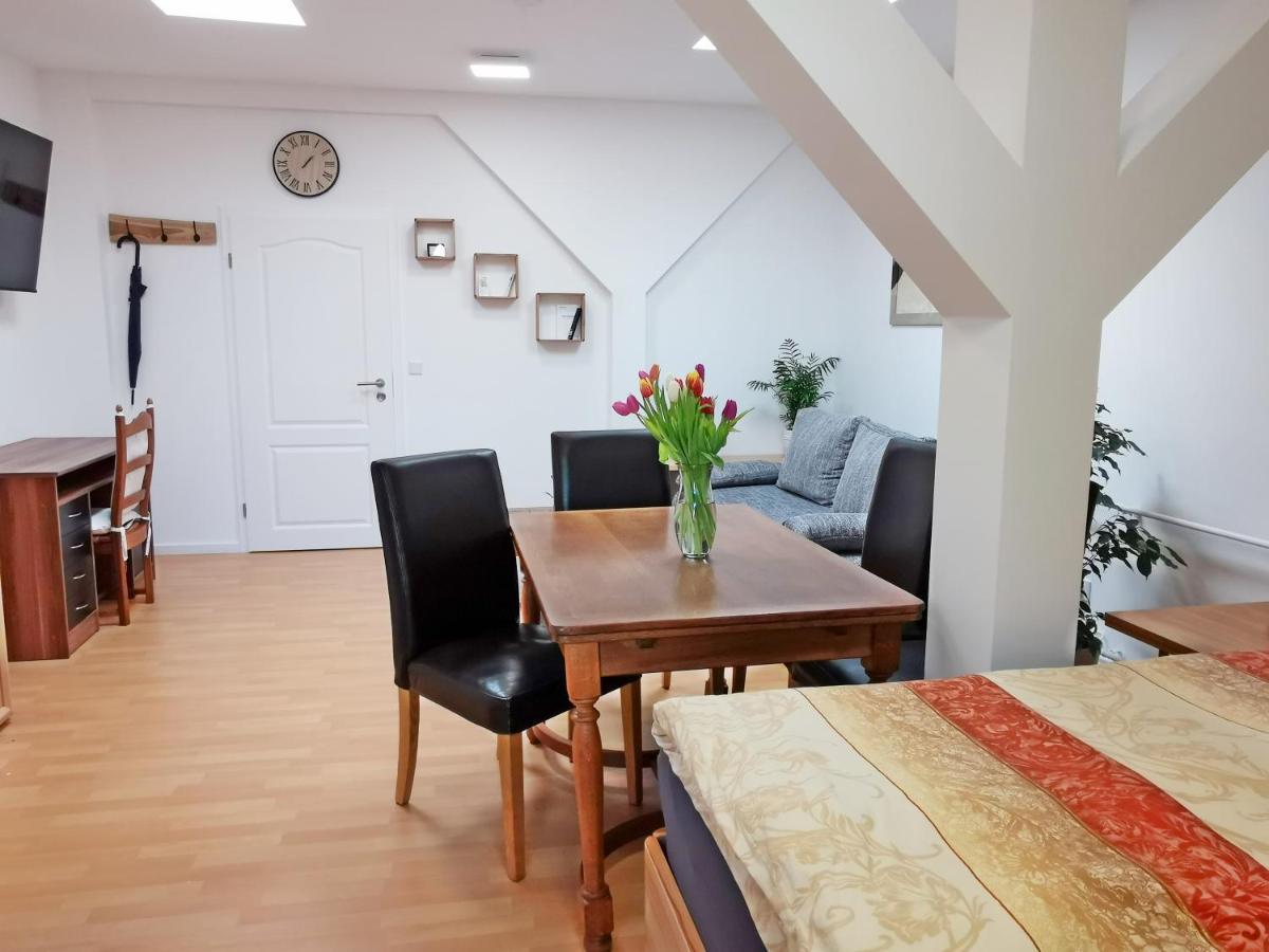 Musashi Apartment 2 Веймар Екстер'єр фото